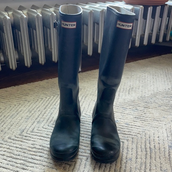 HUNTER rain boots with sock insulators - Picture 2 of 8